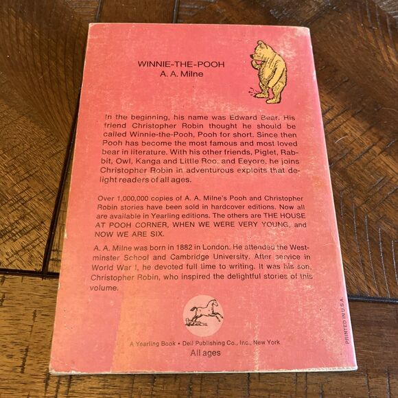 Vintage 1971 PB Winnie-the-Pooh by A.A. Milne Dell Yearling Paperback 2nd print - Picture 2 of 10